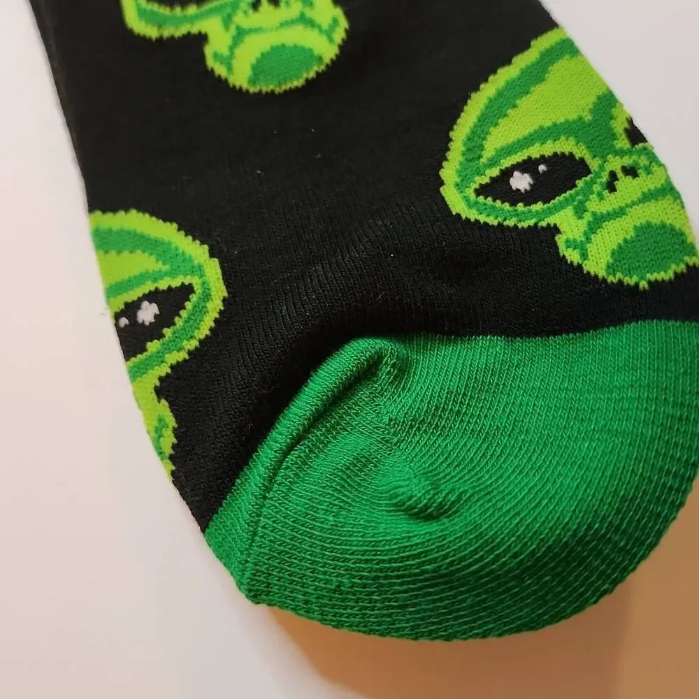 Cansok Black and Green Alien Socks Adult Size